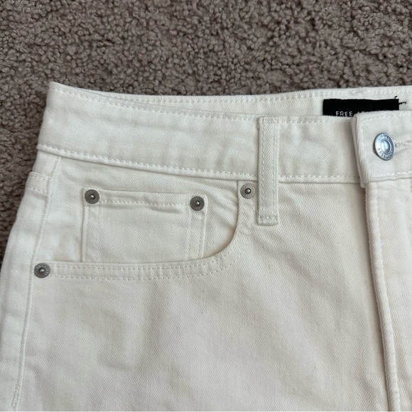 Free Assembly Shorts Womens Size 8 High Waist Rolled Up Hem - Picture 6 of 9